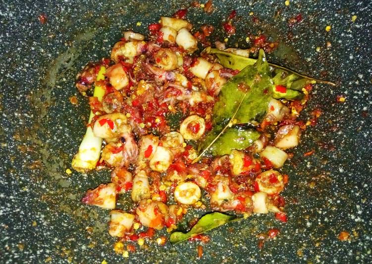 Mudah Cepat Memasak Sambal Cumi Asin Gurih Mantul