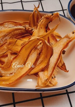 Hình của món Cá khô nướng chấm mắm me.