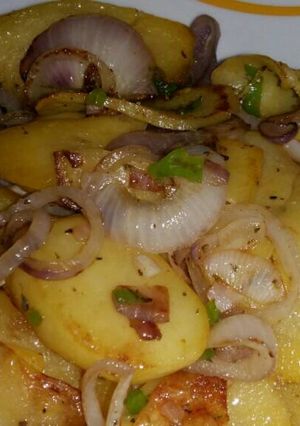 A picture of Potato and Onion Skillet Fry.