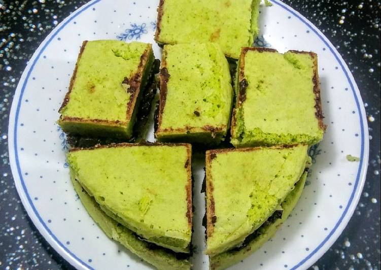 Resep Bolu pandan selai coklat hunkwe yang Menggugah Selera