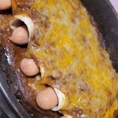 A picture of Coney dogs.