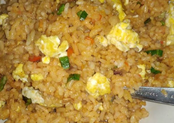 Resep Nasi Goreng Ala Anak Kos Oleh Dianatyas - Cookpad