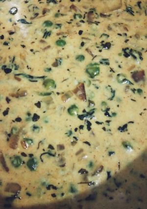 A picture of Matar Malai Methi.