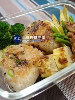 【一鍋到底】日式烤飯糰便當 的食譜成品照片