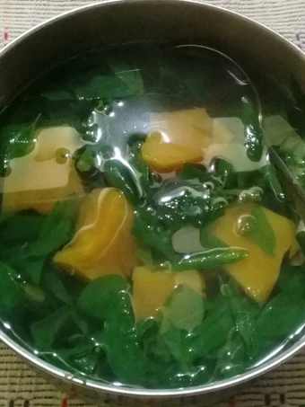 Langkah Mudah untuk Membuat Resep  Sayur bening Daun Katuk yang Sempurna, Bisa Manjain Lidah