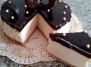 Foto principal de Tarta de bailys con gelatina de café