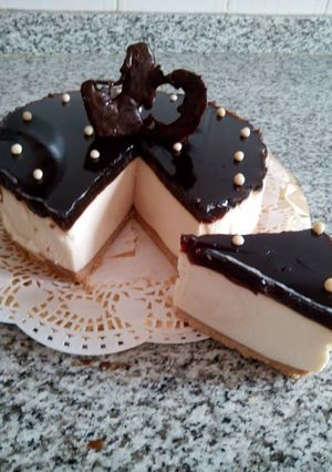 Una foto de Tarta de bailys con gelatina de café