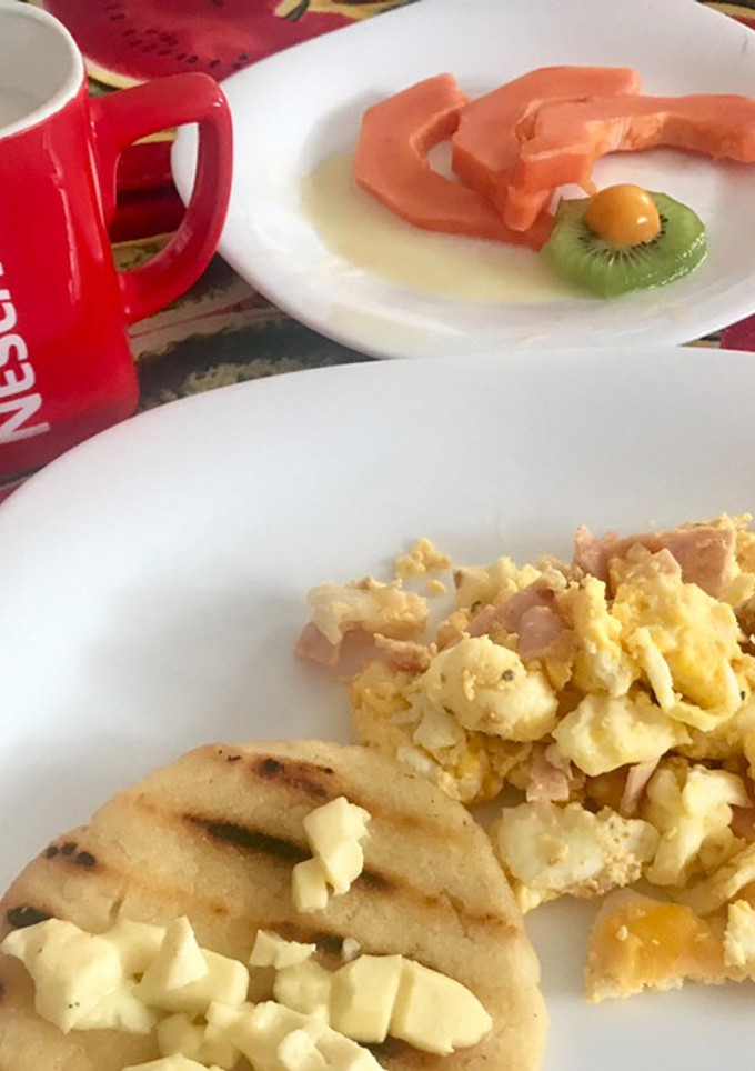 Una foto de Huevos con jamón y queso