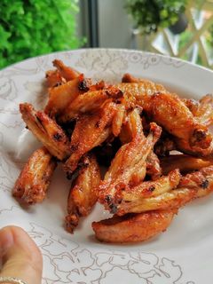รูปของ ปีกไก่ทอดน้ำปลา