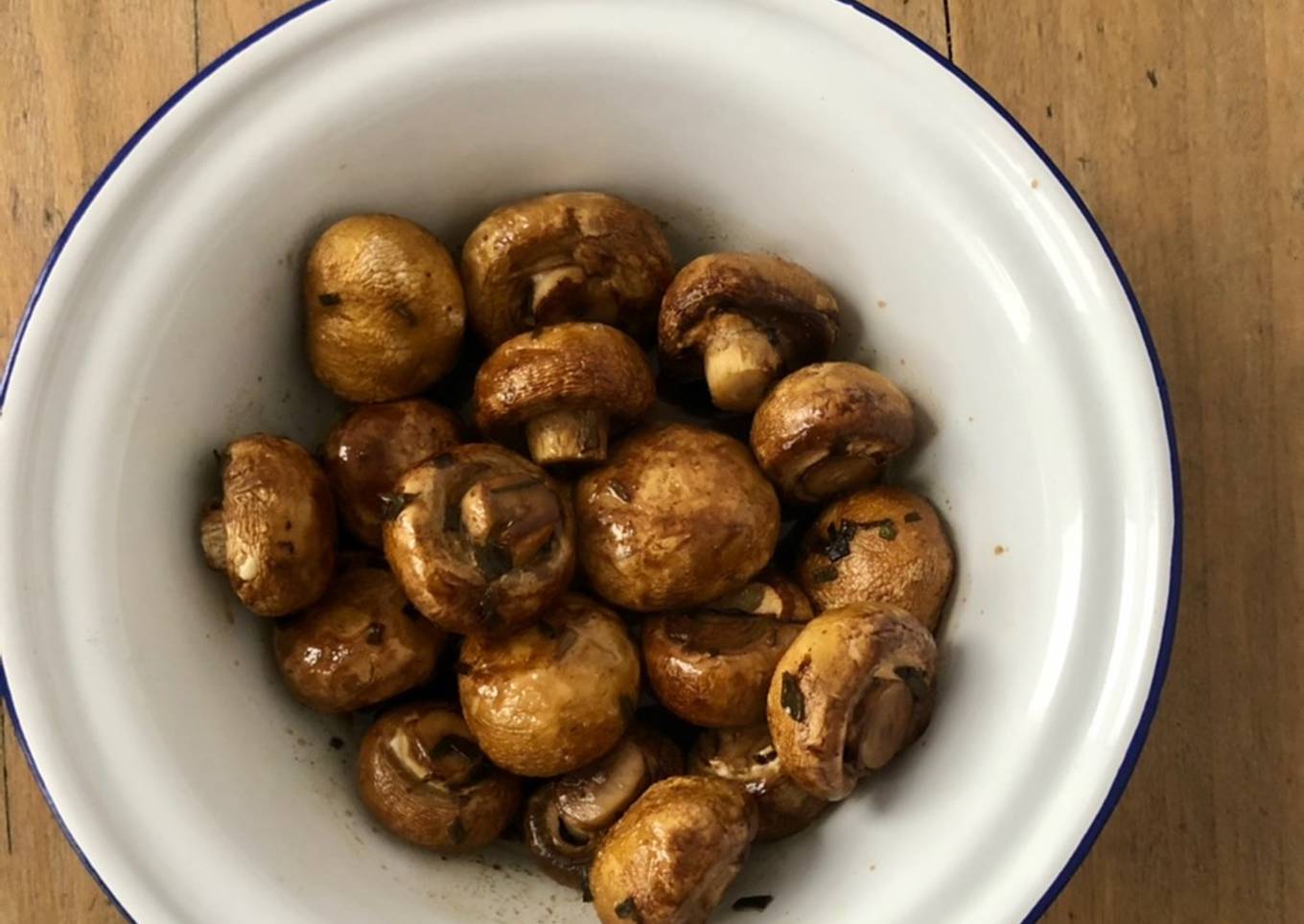 Champignons rôtis au vinaigre balsamique