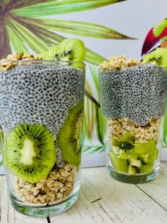 Una foto de Chía pudding de kiwi