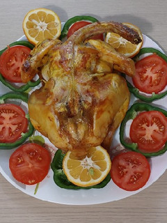 عکسی از دستور مرغ کاملِ سرخ شده
