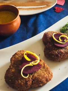 A picture of Beetroot Cheese cutlet.