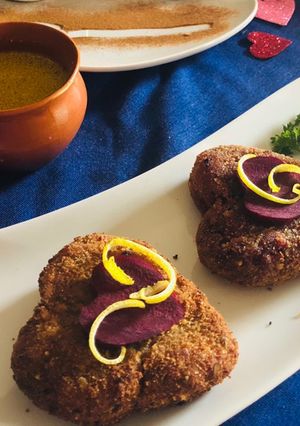 A picture of Beetroot Cheese cutlet.