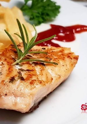 Foto resep Simple grilled salmon