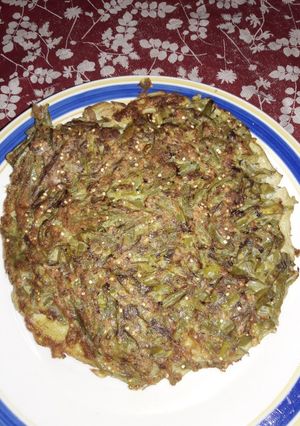 Una foto de Tortilla de porotos verdes con quinoa y avena