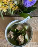 Canh su hào nấu sườn