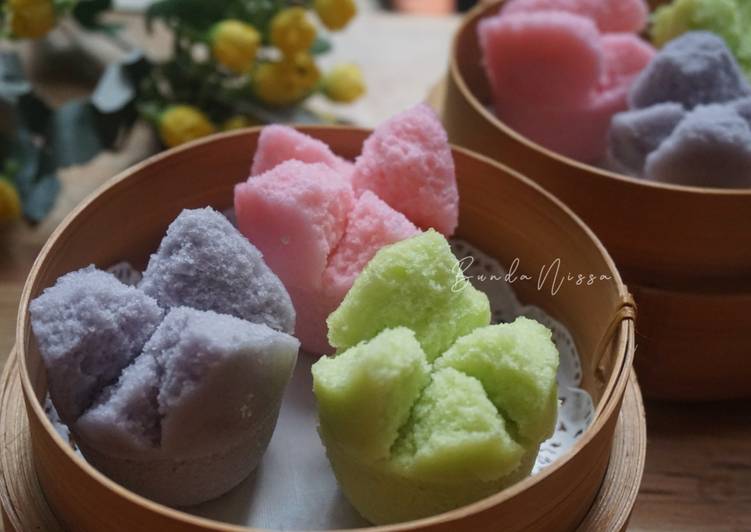makanan Kue mangkok yang Lezat Sekali