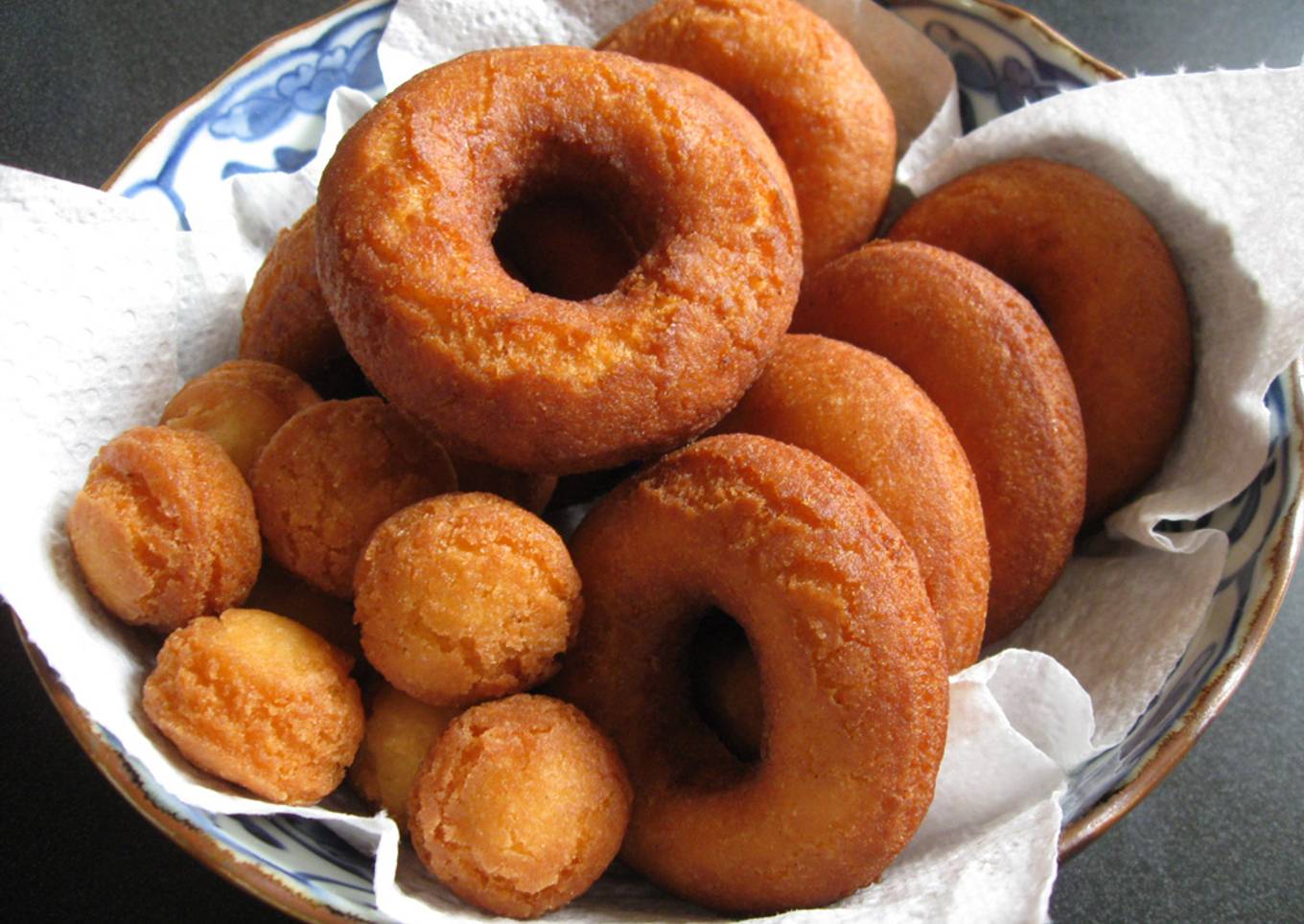 My Mother’s Round Doughnuts