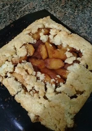 Una foto de Tarta rústica de manzanas