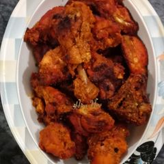 A picture of Chicken tikka.