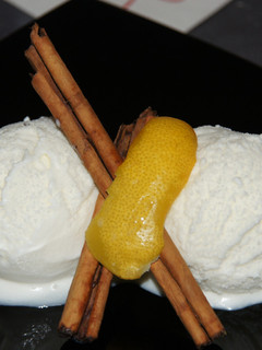 Una foto de Helado casero de Leche Merengada