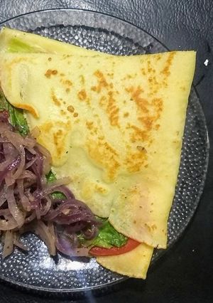 Una foto de Crepes caseros saludables (wraps) 😋🌯