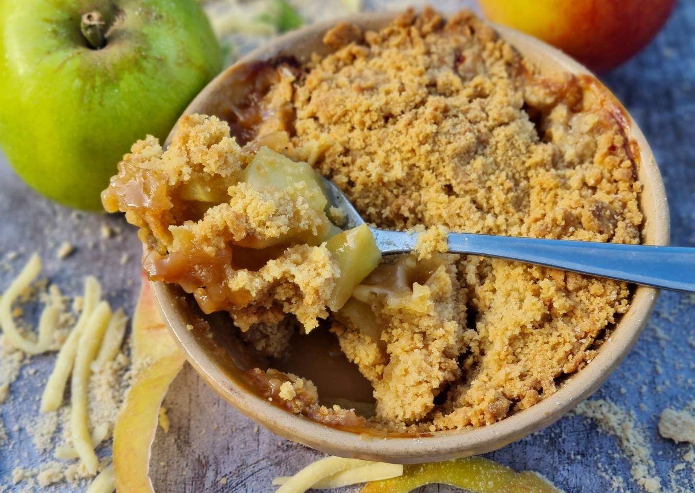 Apple Crumble with a twist
