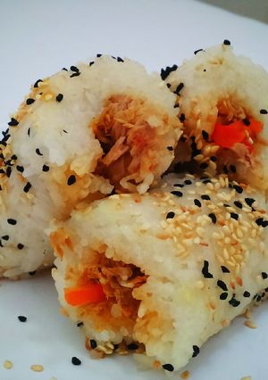 A picture of Sticky rice roll.