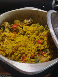 Una foto de Arroz con pollo