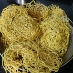 A picture of Yellow besan sev.