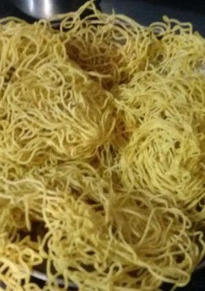A picture of Yellow besan sev.