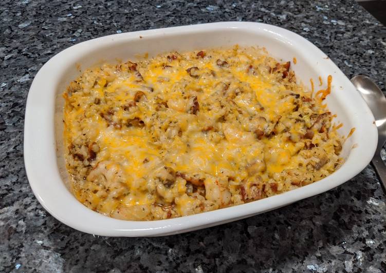 Easiest Way to Prepare Super Quick Homemade Cheesy Shrimp and Riced Cauliflower Casserole