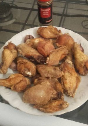 Una foto de Alitas de pollo a la pimienta