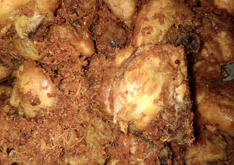 Rahasia Menghidangkan Ayam goreng lengkuas Kekinian