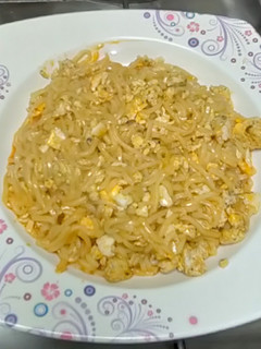 மேகி முட்டை நூடுல்ஸ்.. காலை உணவு செய்முறை முக்கிய புகைப்படம்