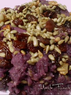 Una foto de Lombarda con pasas y pipas de girasol