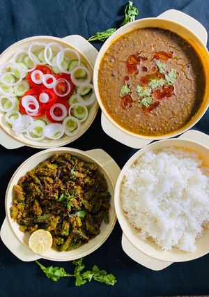 A picture of Besan wali bhindi,Masoor dal.