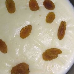 A picture of Rice kheer.