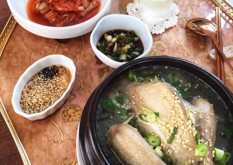 Samgye-tang 삼계탕