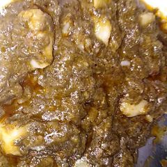 A picture of Aloo palak.