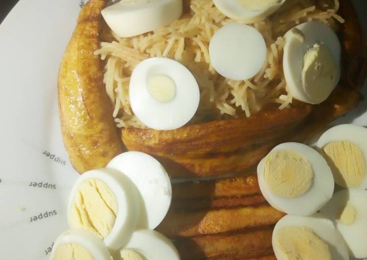 Spagetti /plantain with egg