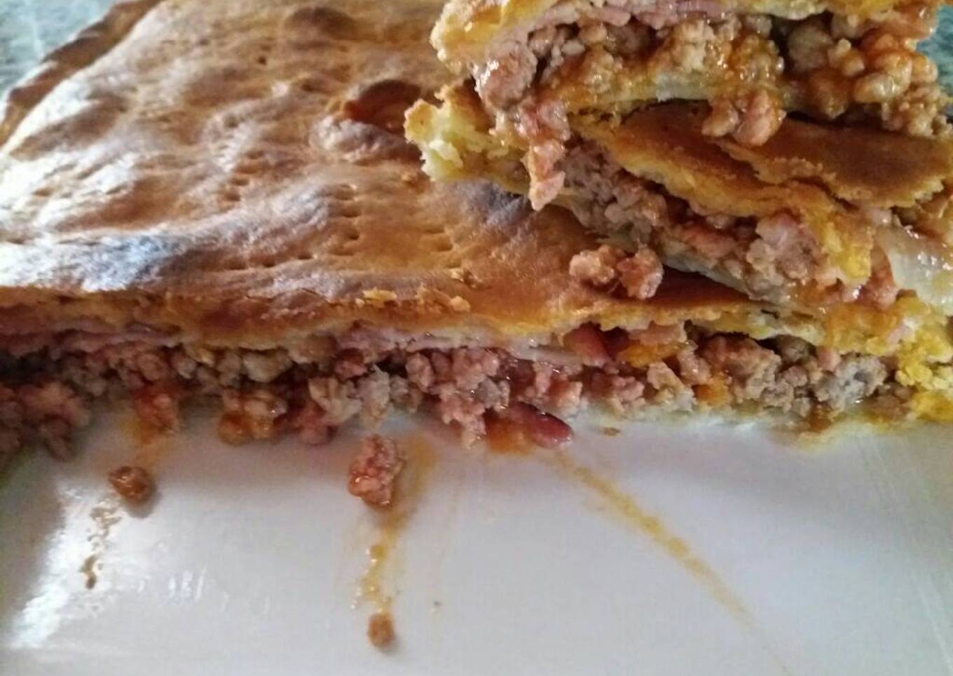 Empanada rápida de carne picada y beicon