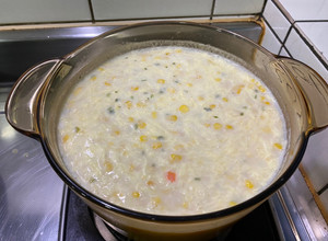 玉米濃湯 的食譜成品照片
