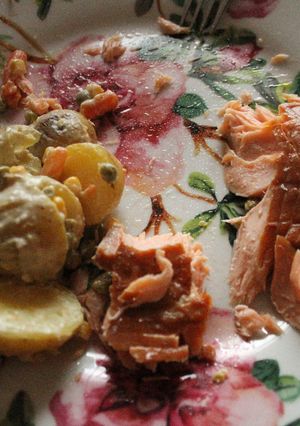 Una foto de Ensalada VOX DEI, con Pescado rabioso ahumado