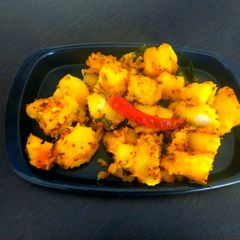 A picture of Dry Aloo fry.