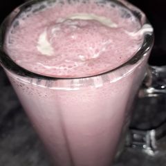 A picture of Strawberry creamer.