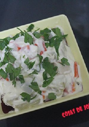 Foto principal de Ensalada de surimi y patatas cocidas