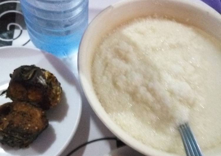 Cassava Flakes (Garri) and Grilled Fish #teamabuja
