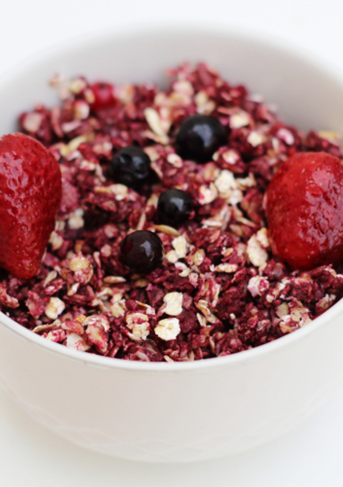 Una foto de Granola de frutos rojos